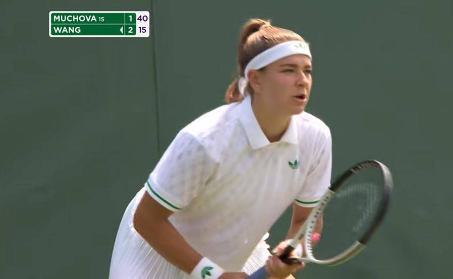 开云棋牌莎拉波娃连续十五场比赛得分超过出色防守，巴塞罗那不断突破！的简单介绍